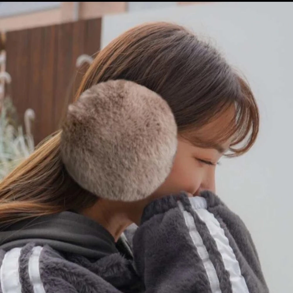 Fluffy Earmuffs